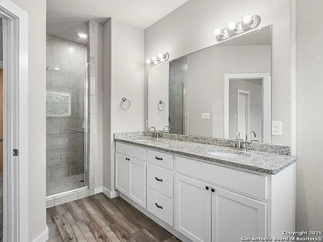21411 Sir Walter Ln — Photo 16