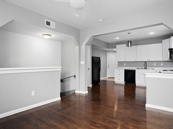 3rd image of 4137 Potomac St #191