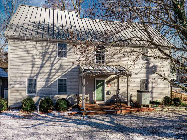 330 Tavern St, New Harmony, IN 47631