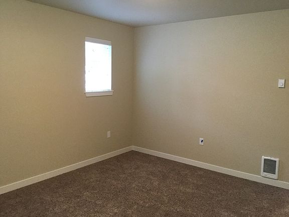 4th image of 1603 Burnside Pl Unit A