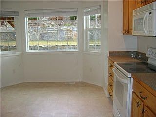 4th image of 1495 Woodbine Pl