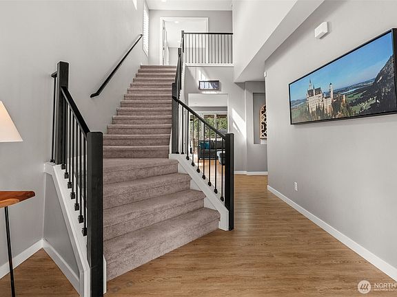 3rd image of 23240 46th Avenue E