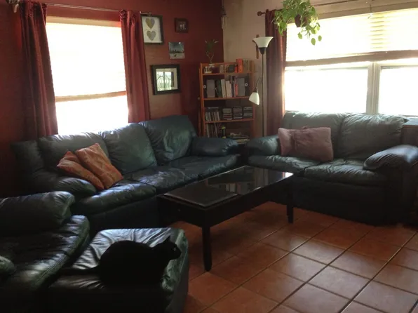 232 36th Ave N APT 105C, Saint Petersburg, FL 33704