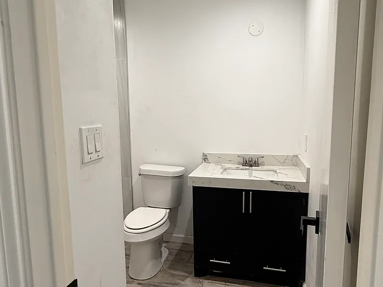 1485 Guadalajara Ave — Photo 7
