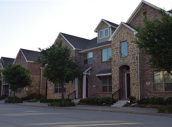 3rd image of 3809 Quail Wood Dr