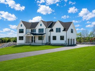 71 Abu Mousa Dr, Lagrangeville, NY 12540