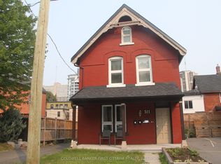 511 Cooper St E #1, Ottawa, ON K1R 5J1