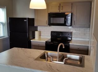 1003 SE 5th St, Bentonville, AR 72712