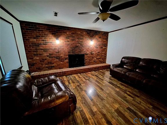 5th image of 202 Meridian Ave