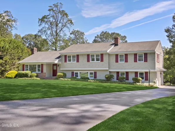 208 Thornridge Dr, Stamford, CT 06903