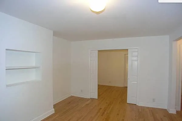 Rented by Rapid Realty Cobble Hill | media 1