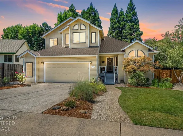 296 Randall Dr, Folsom, CA 95630