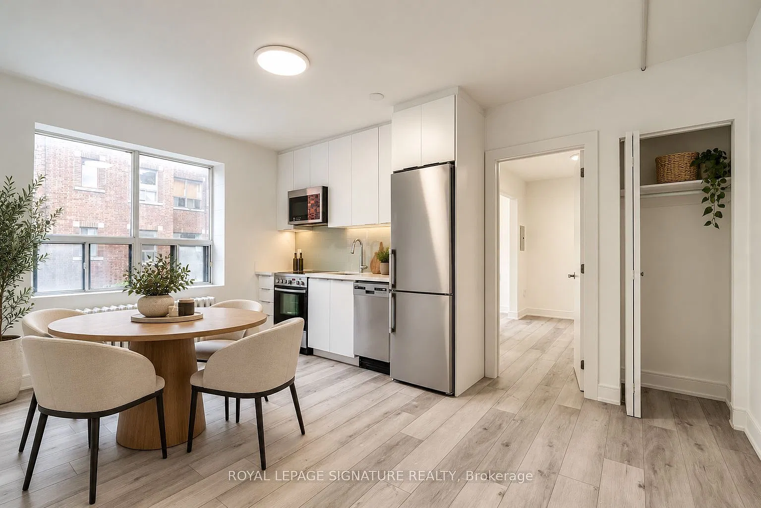 231 Vaughan Rd — Photo 1