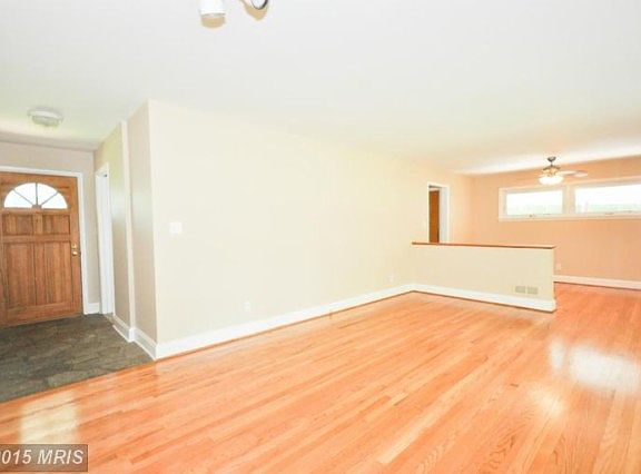 3rd image of 1509 Hillside Dr
