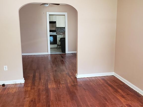 5th image of 1472 E 15th St