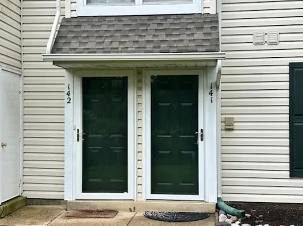 142 Shire Dr, New Hope, PA 18938