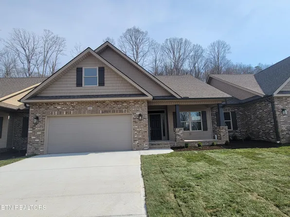 1322 Kenzi Rose Ln, Knoxville, TN 37918