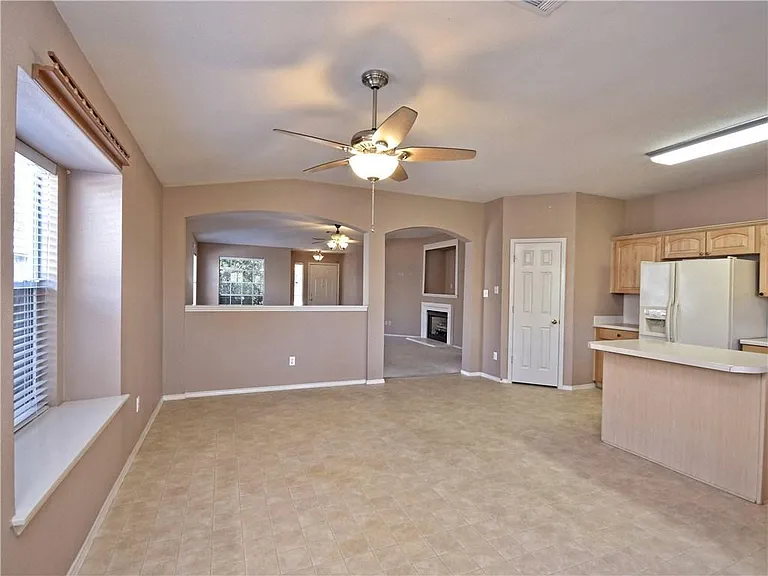 2519 Vernell Way — Photo 5