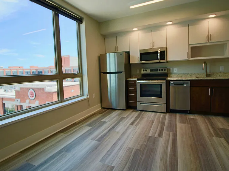 Main2525 — Photo 16