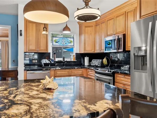 6446 5th Pl, Vero Beach, FL 32968