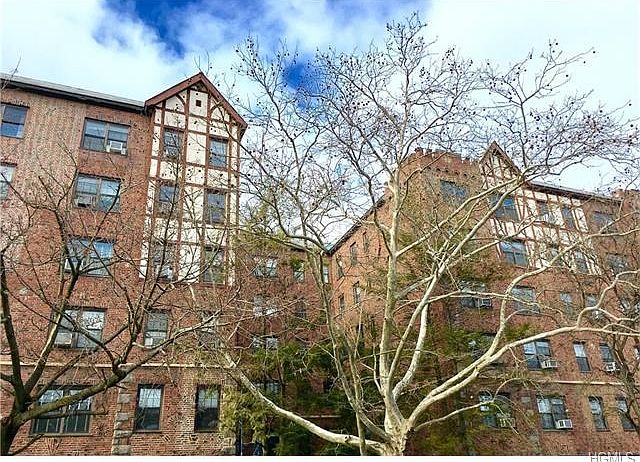 WELCOME TO THE NORTHGATE AT 105 GARTH ROAD UNIT P1 SCARSDALE NY 10583.