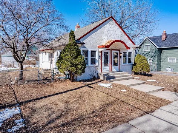 977 Kilburn St, Saint Paul, MN 55103