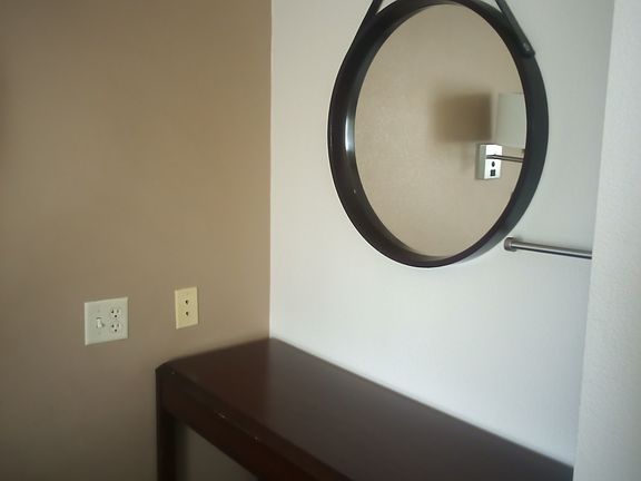 5th image of 1200 Bank Dr