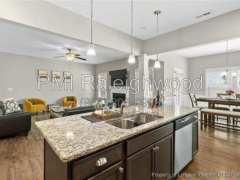 1245 Whitney Dr — Photo 8