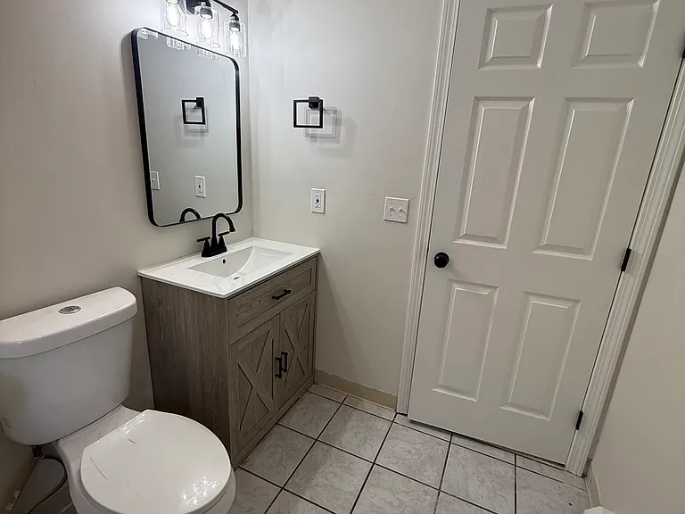 15 Oakes Ave #2 — Photo 7