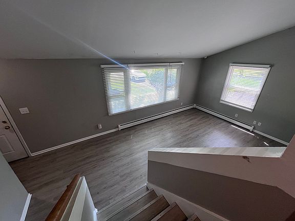 4th image of 11139 Mountain Ash Ave NW