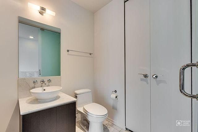 1st image of 600 N Fairbanks Ct Unit 1408