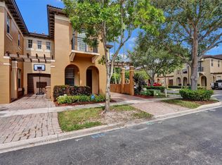 4431 Arabian Way, Davie, FL 33328