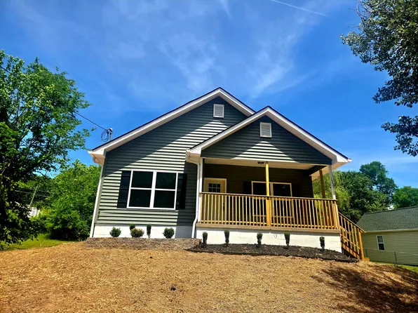 1331 Lee Ln, Knoxville, TN 37920