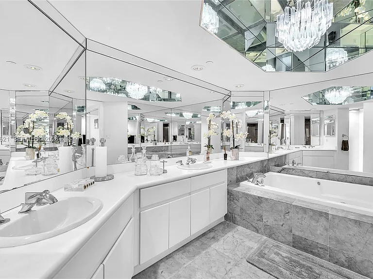 16485 Collins Ave #1836 — Photo 33