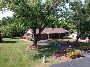 117 Highland Rd, Gretna, VA 24557