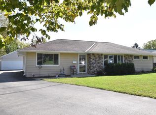 617 Pine St, Mukwonago, WI 53149