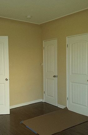 3rd image of 1140 W 81st Pl
