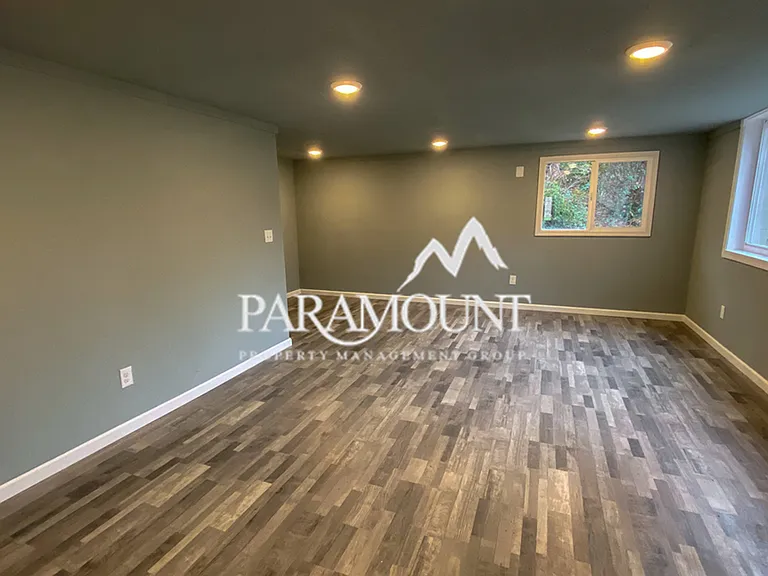 4441 Perry Ave NE — Photo 24