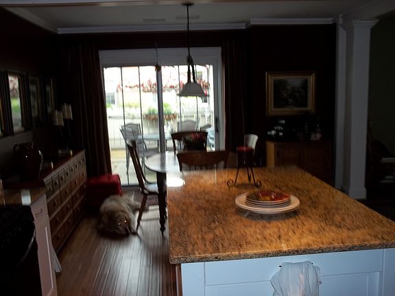 kitchen @ dining area