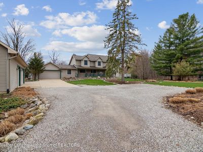 2865 Hagadorn Rd, Mason, MI, 48854