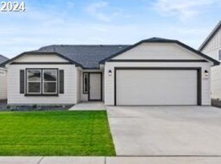 5076 Holly St, Springfield, OR 97478