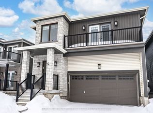 42 Alaskan Hts, Barrie, ON L9J 0H9