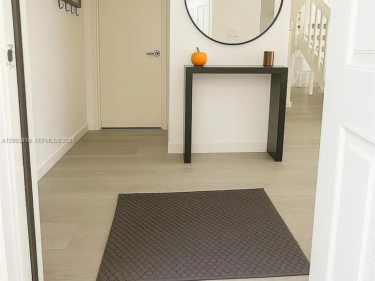 8308 N Coral Cir — Photo 10