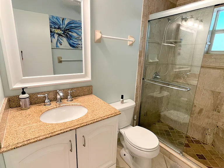 1145 Lagoon Dr — Photo 13