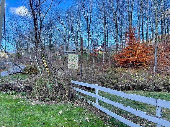 5th image of 80 Town Hill Rd