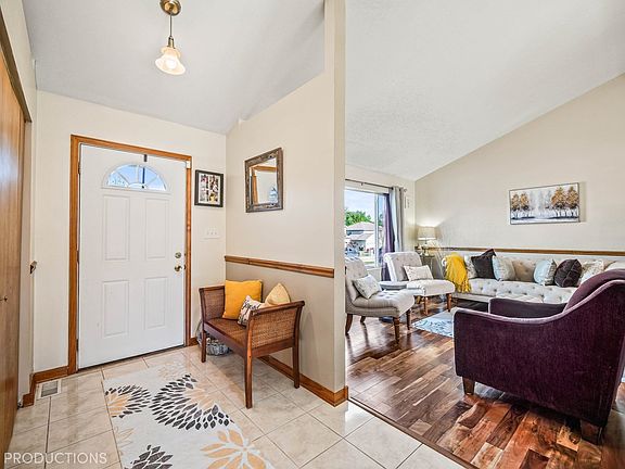 4th image of 691 Madisen Ln