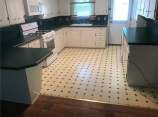 1814 Stevens St, Bridgeport, TX 76426