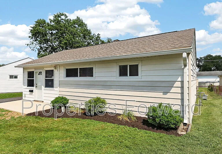4330 Joseph St — Photo 3