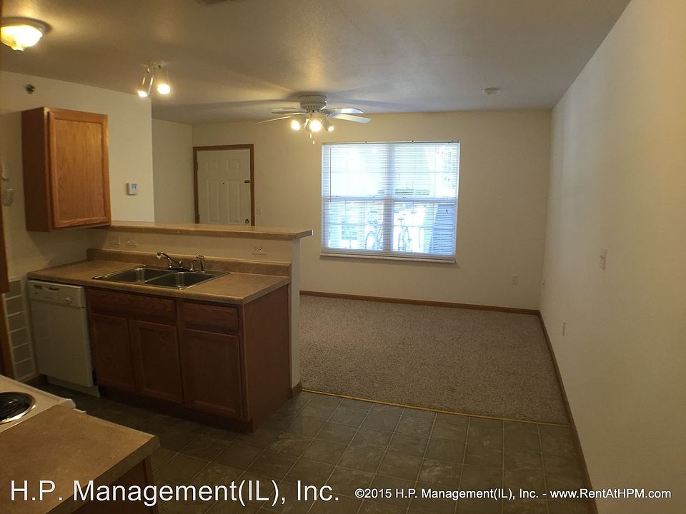 1st image of 131 Dorset Ct APT 2