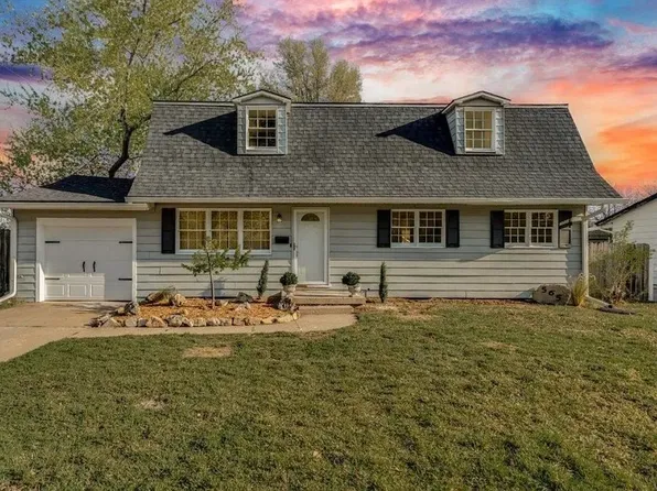 565 S Circle Dr, Derby, KS 67037